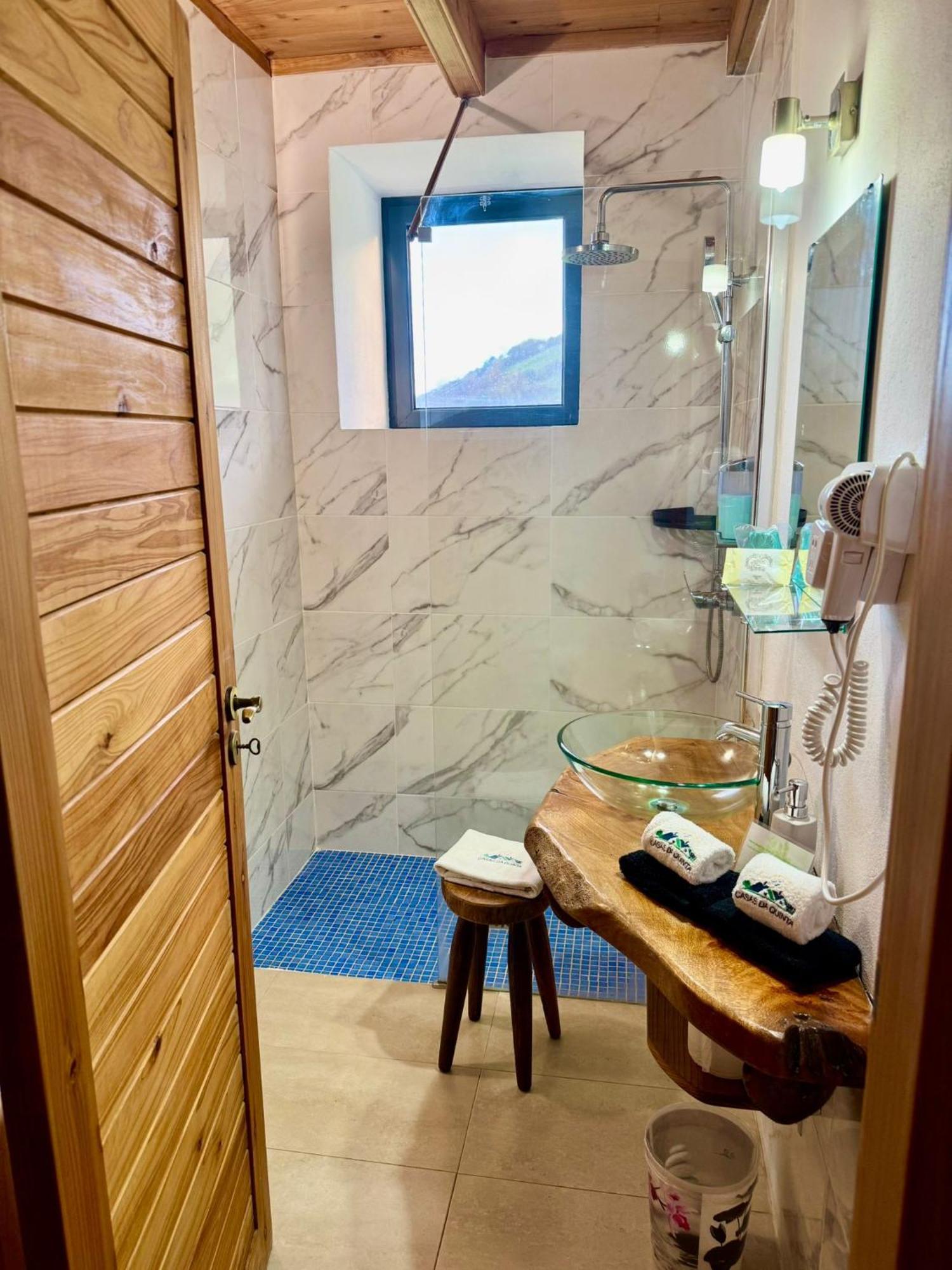 Апартаменты Casas Da Quinta Санта-Круш-даш-Флориш Экстерьер фото
