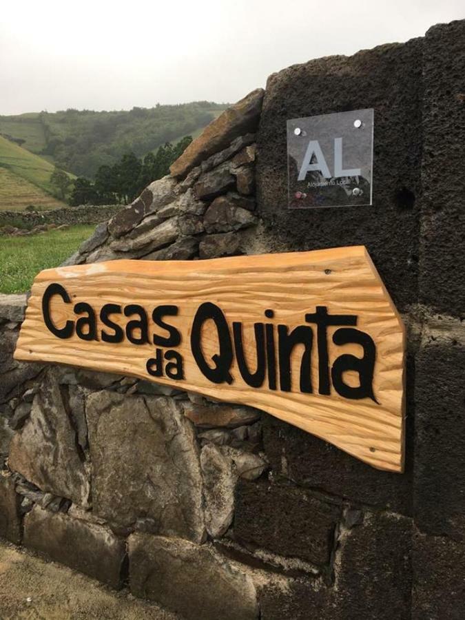 Апартаменты Casas Da Quinta Санта-Круш-даш-Флориш Экстерьер фото