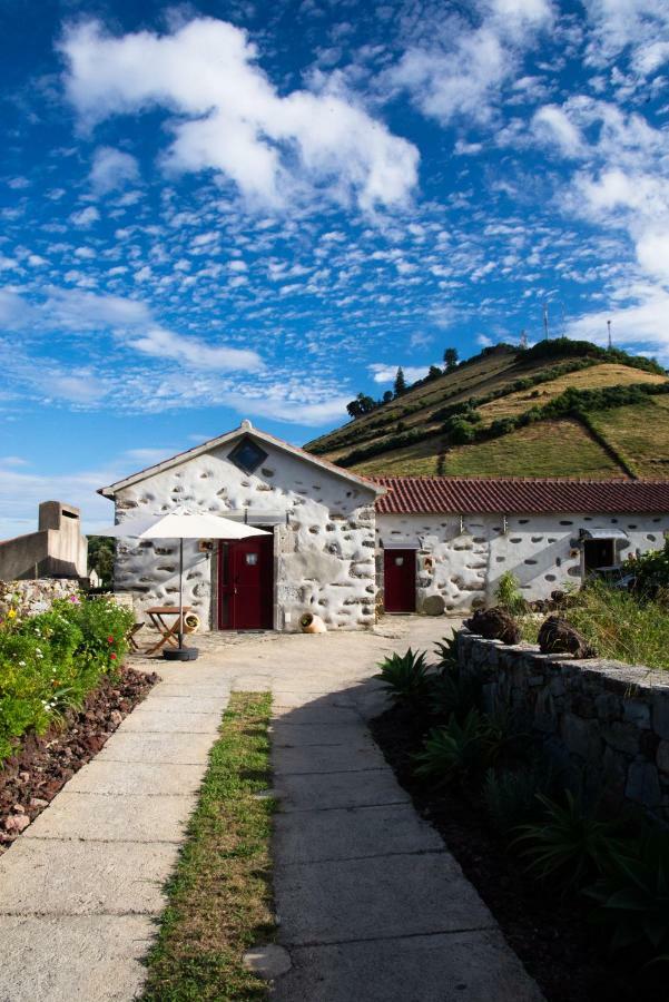 Апартаменты Casas Da Quinta Санта-Круш-даш-Флориш Экстерьер фото